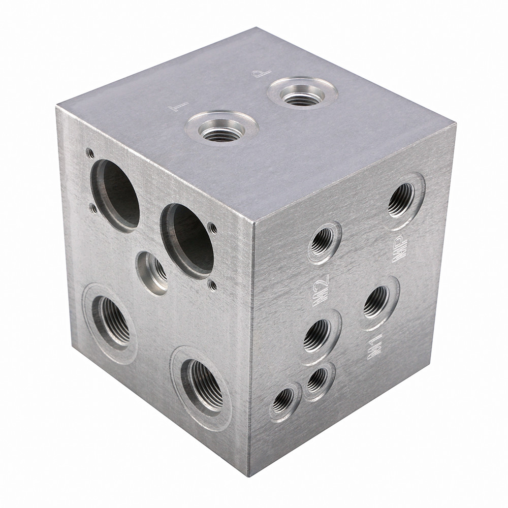 Aluminum Hydraulic Valve Manifold Block CNC Turning Milling For Industrial Machinery
